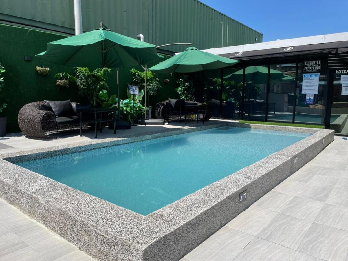 The Sky Inn Kuantan Exterior photo