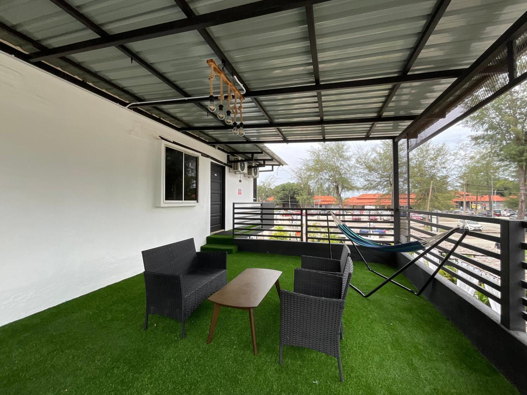 The Sky Inn Kuantan Exterior photo