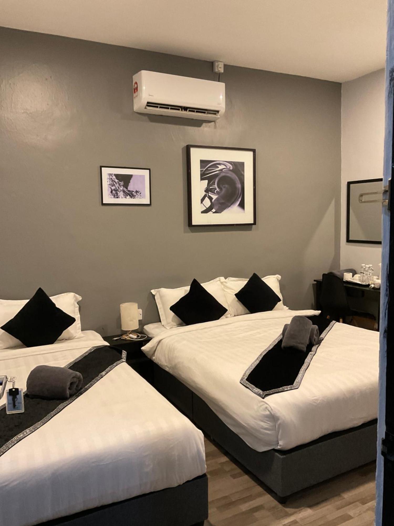 The Sky Inn Kuantan Exterior photo